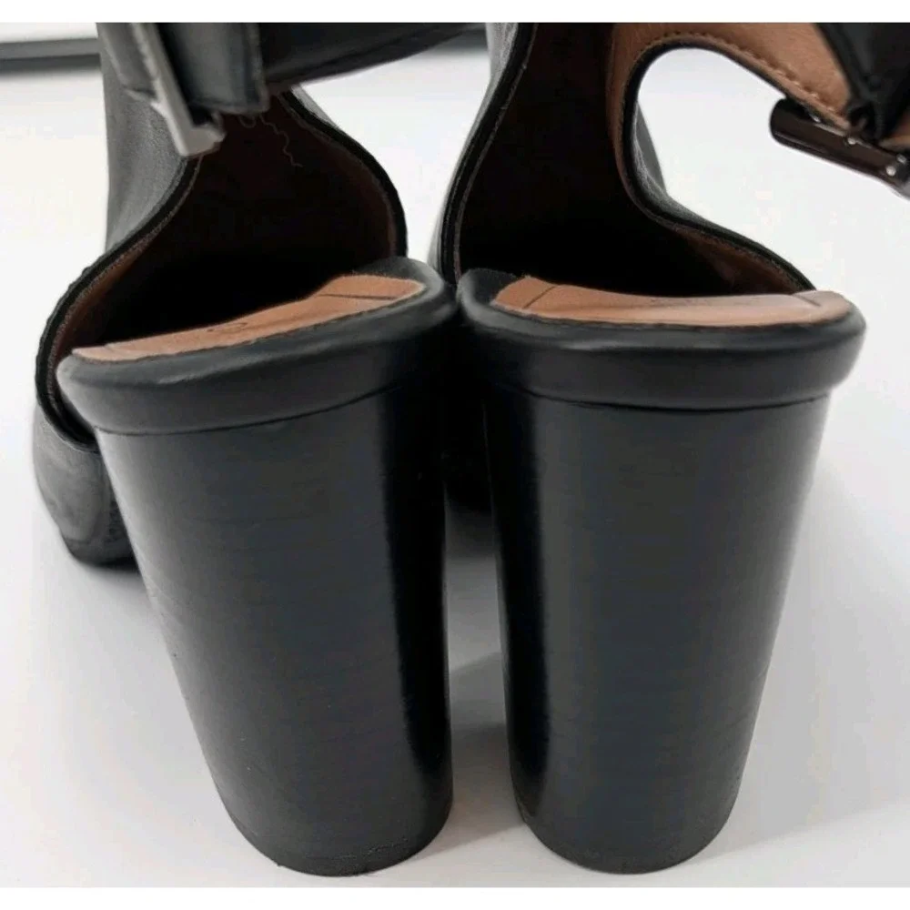 Vionic Black Leather Block Heels Bootie Size 8 Buckled Strap Open Heel Classic